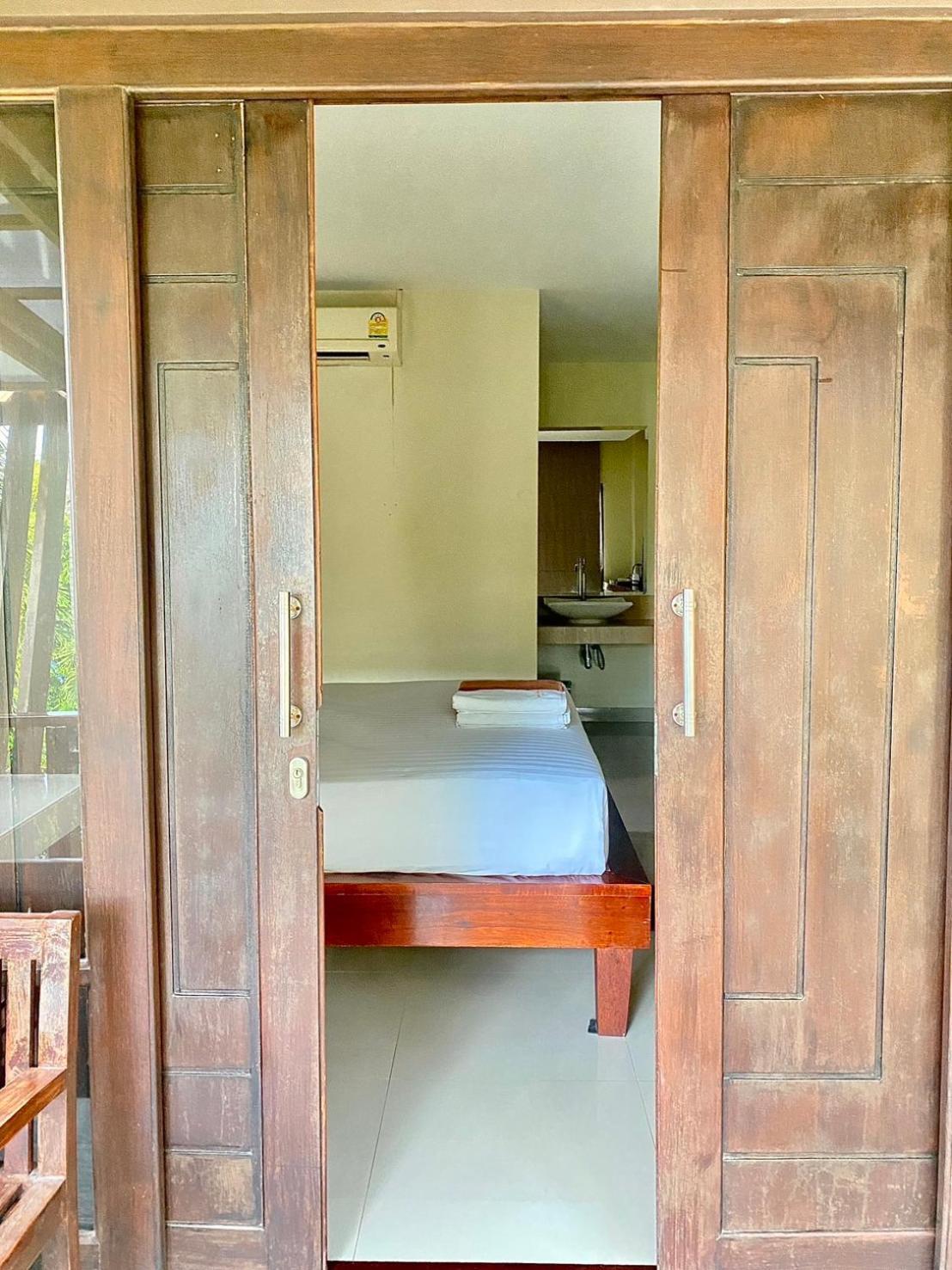 Sunset Beach Villas Haad Rin Ngoại thất bức ảnh